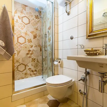 Bed & Breakfast Arco Di Gallieno 4*