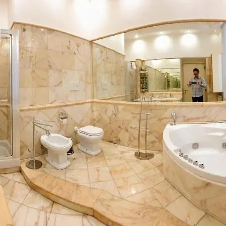 Bed & Breakfast Arco Di Gallieno