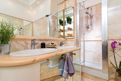 Arco Di Gallieno Отель типа 