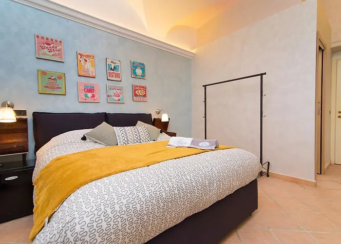 Arco Di Gallieno Couette-café Rome