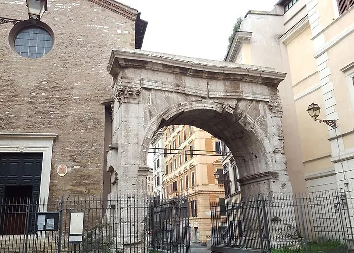 Arco Di Gallieno Rome