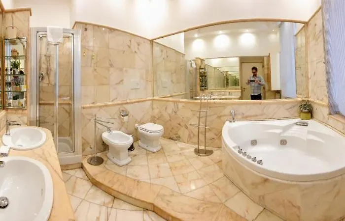 Couette-café Arco Di Gallieno