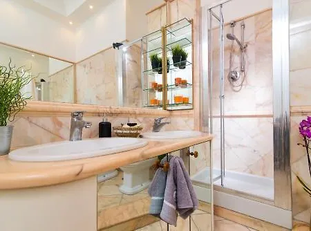 B＆b アルコ ディ ガリエーノ ベッド・アンド・ブレックファスト